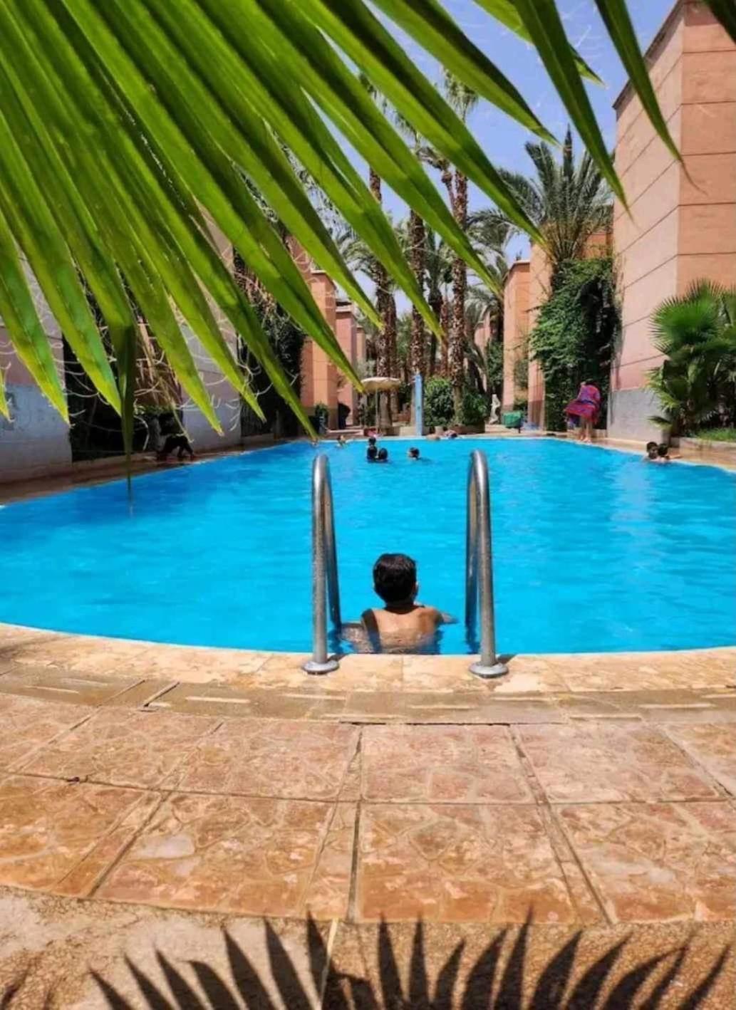 Appartement Dans Residence Avec Piscine Marrakesh Exterior photo